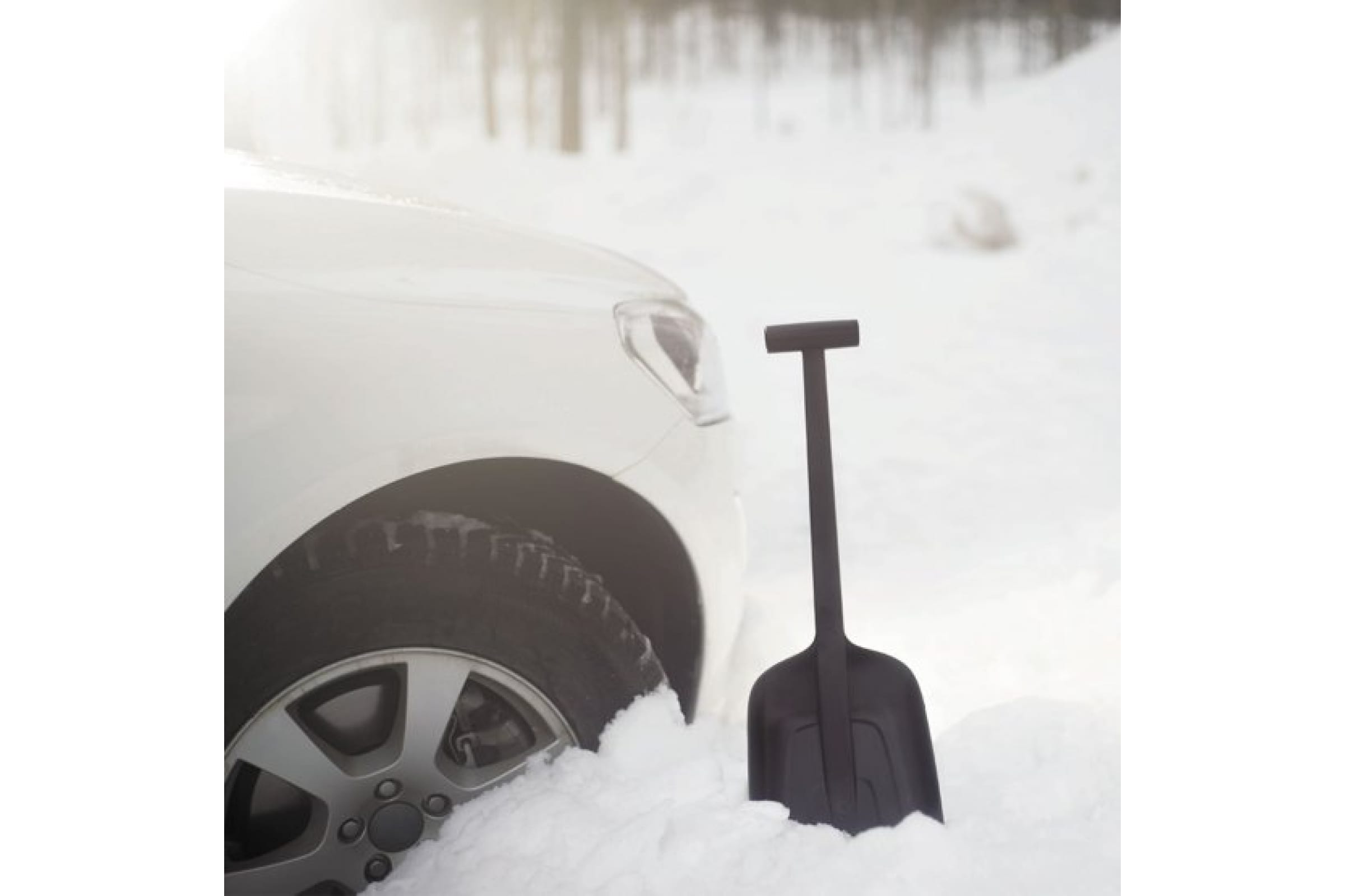 Лопата для снега автомобильная